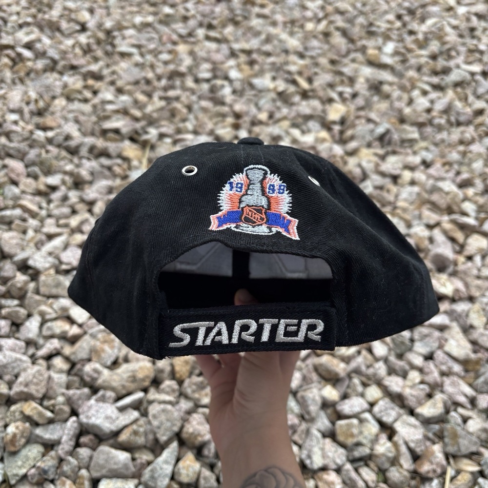 Detroit Red Wings NHL Vintage Starter 1998 Stanley Cup Champs Hat - Picture 2 of 4